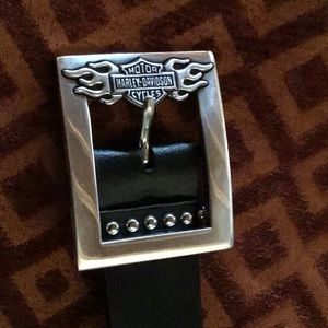 Harley-Davidson women’s black w/silver belt